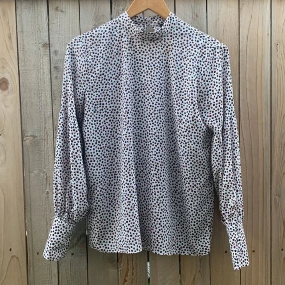Gorgeous Ann Taylor Polka Dot Mockneck Long Sleeve Blouse Size XS